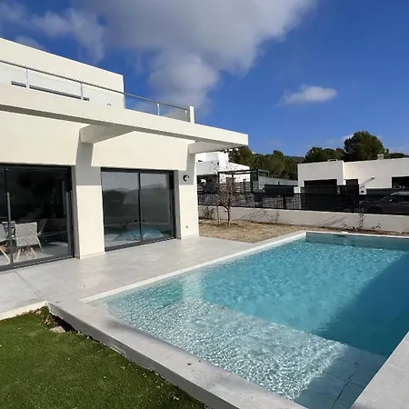 Сasa de vacaciones Casa Moderna Roses Con Piscina Y Jardin Mas Bosca, Roses